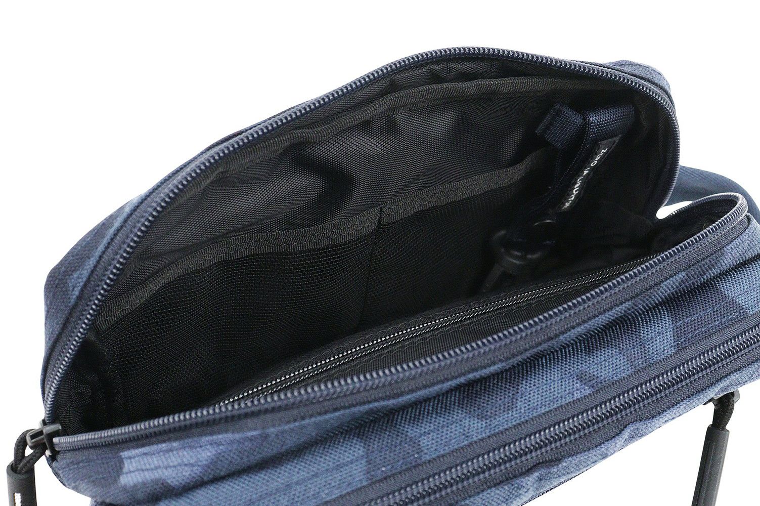 ゼロハリバートンのカートバッグ