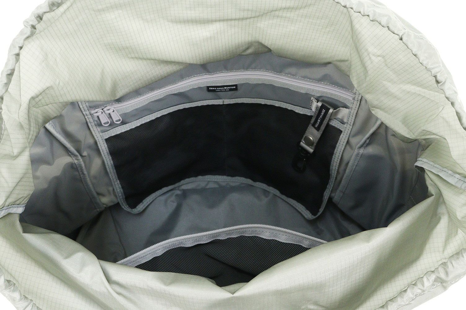 ゼロハリバートンゴルフのボストンバッグ