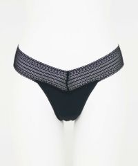 コンフィッツのショーツ