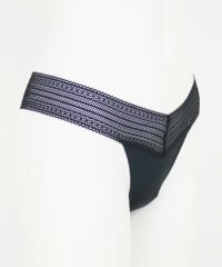 コンフィッツのショーツ