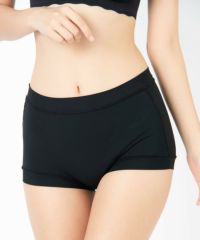 コンフィッツのショーツ