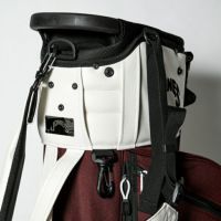 ジョーンズ日本正規品のキャディバッグ