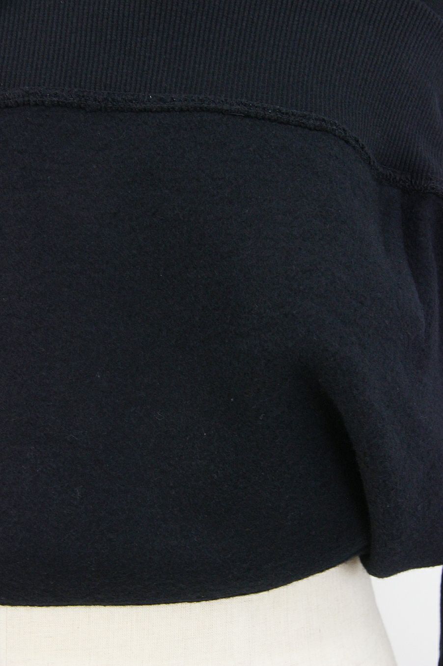 スターリアン東京のパーカー