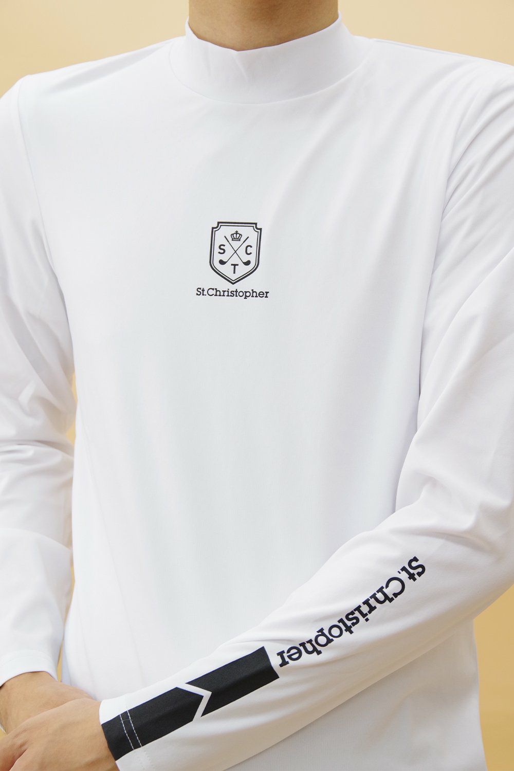 セントクリストファーのハイネックシャツ