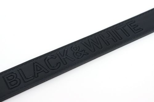 ブラック＆ホワイトのベルト