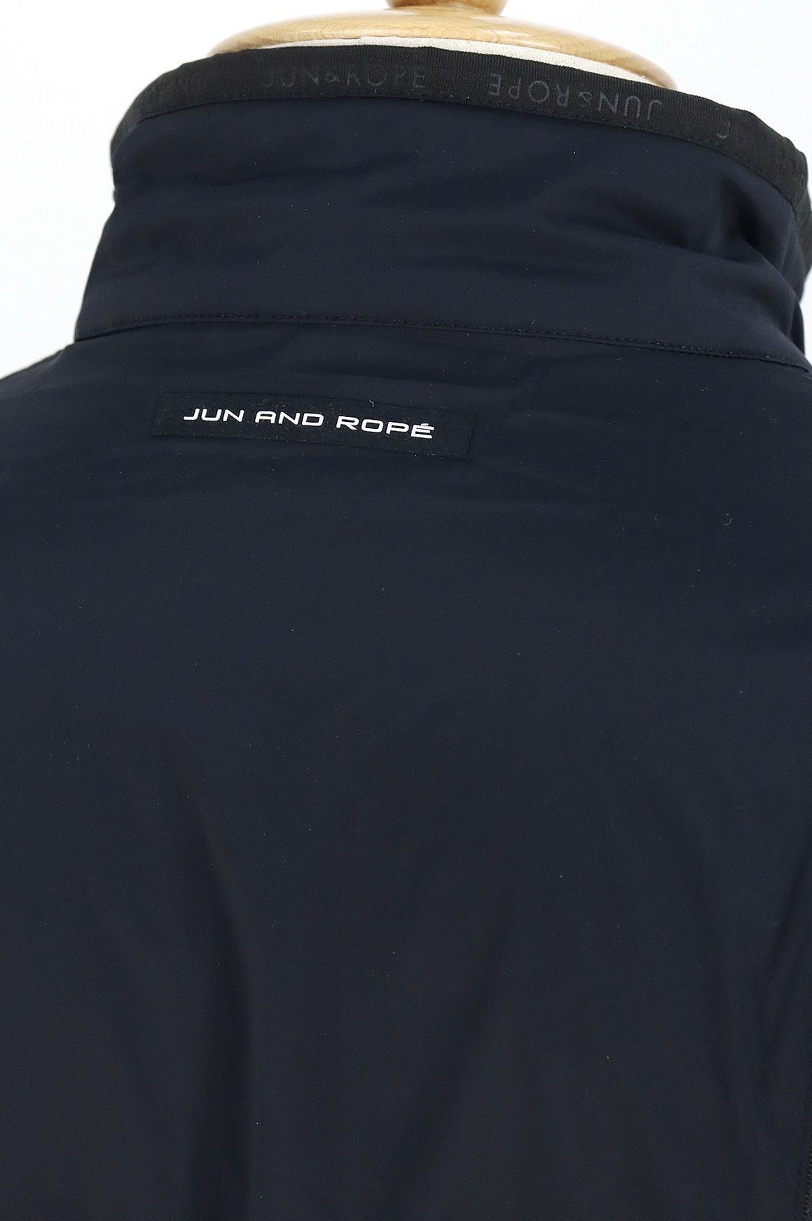 ジュン＆ロペのブルゾン