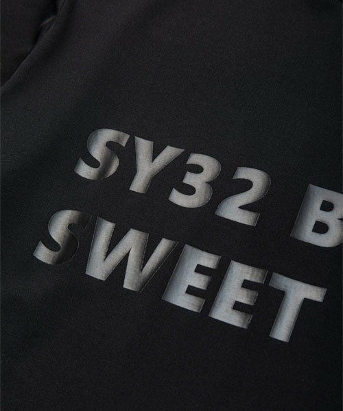 SY32のハイネックシャツ