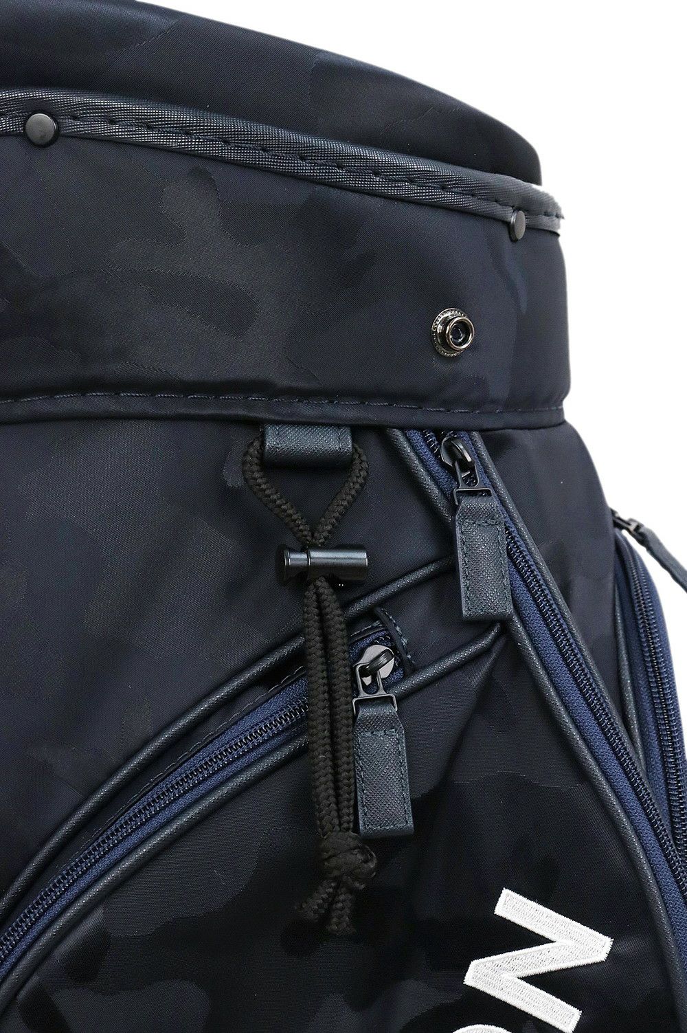 ゼロハリバートンゴルフのキャディバッグ