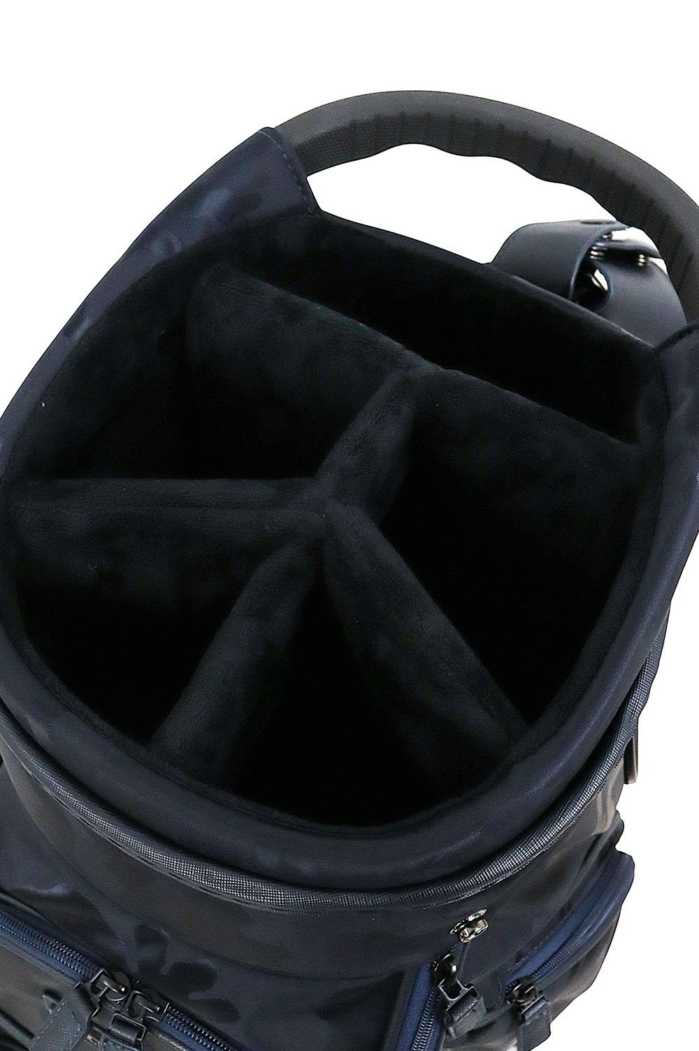 ゼロハリバートンゴルフのキャディバッグ