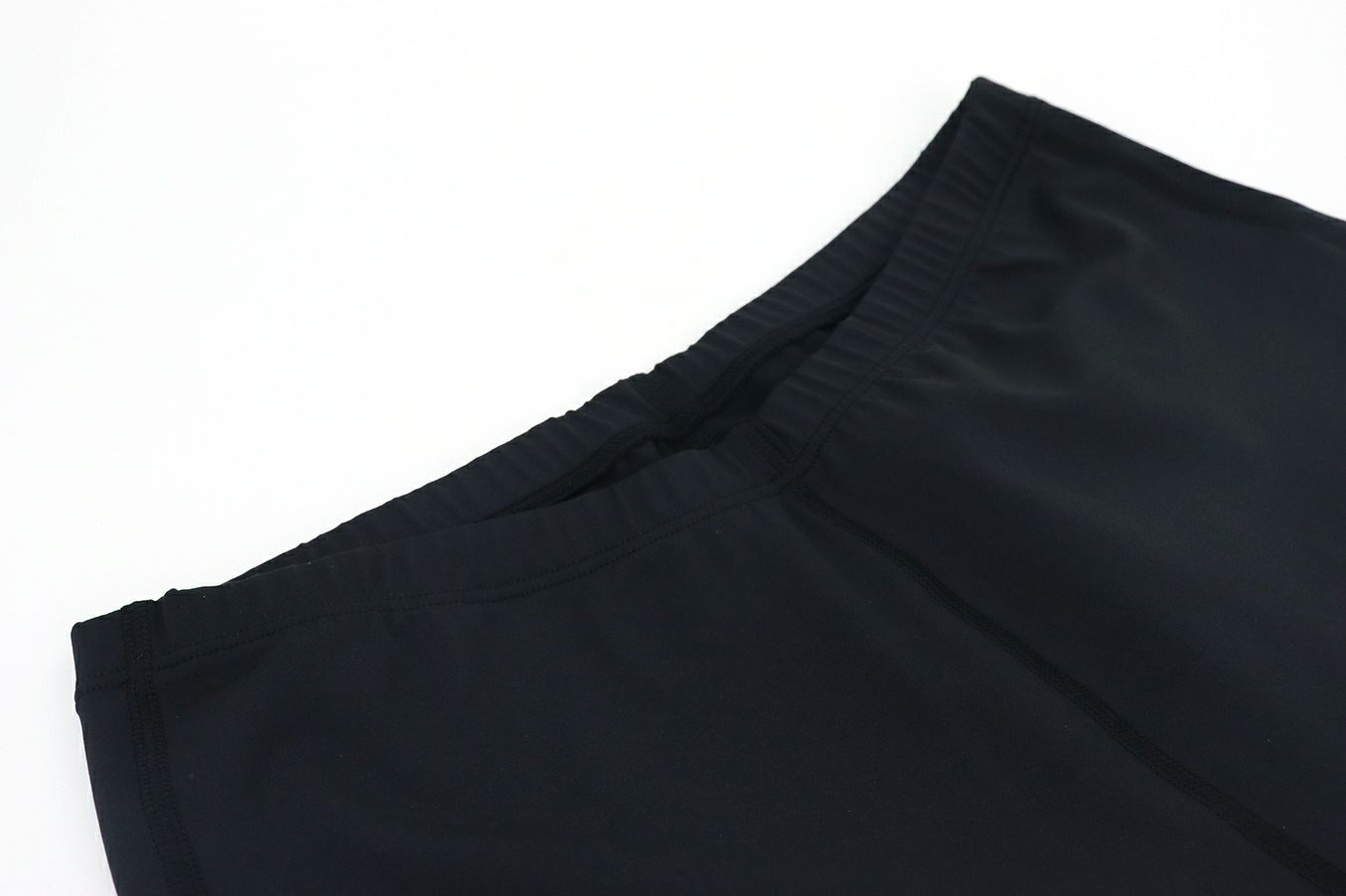 ゼロハリバートンのレギンス