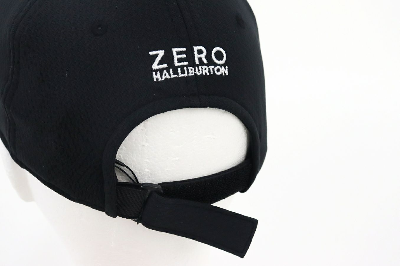 ゼロハリバートンのキャップ