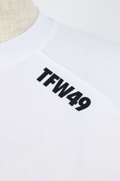 TFW49のインナーシャツ