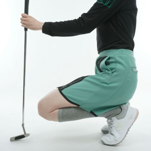 アドミラルゴルフのスカート