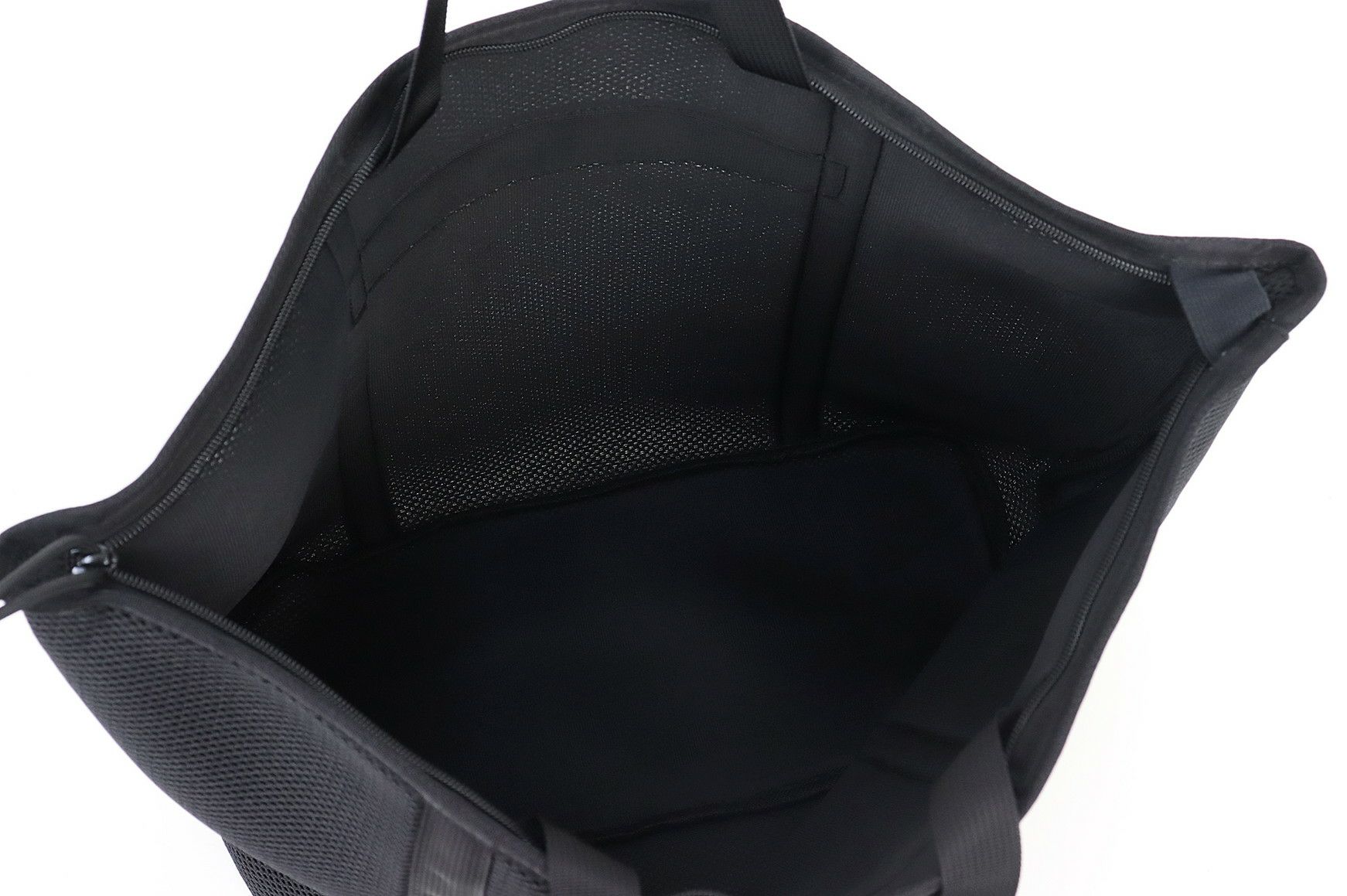 ブリーフィングのランドリーバッグ