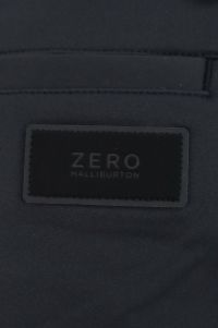 ゼロハリバートンのパンツ