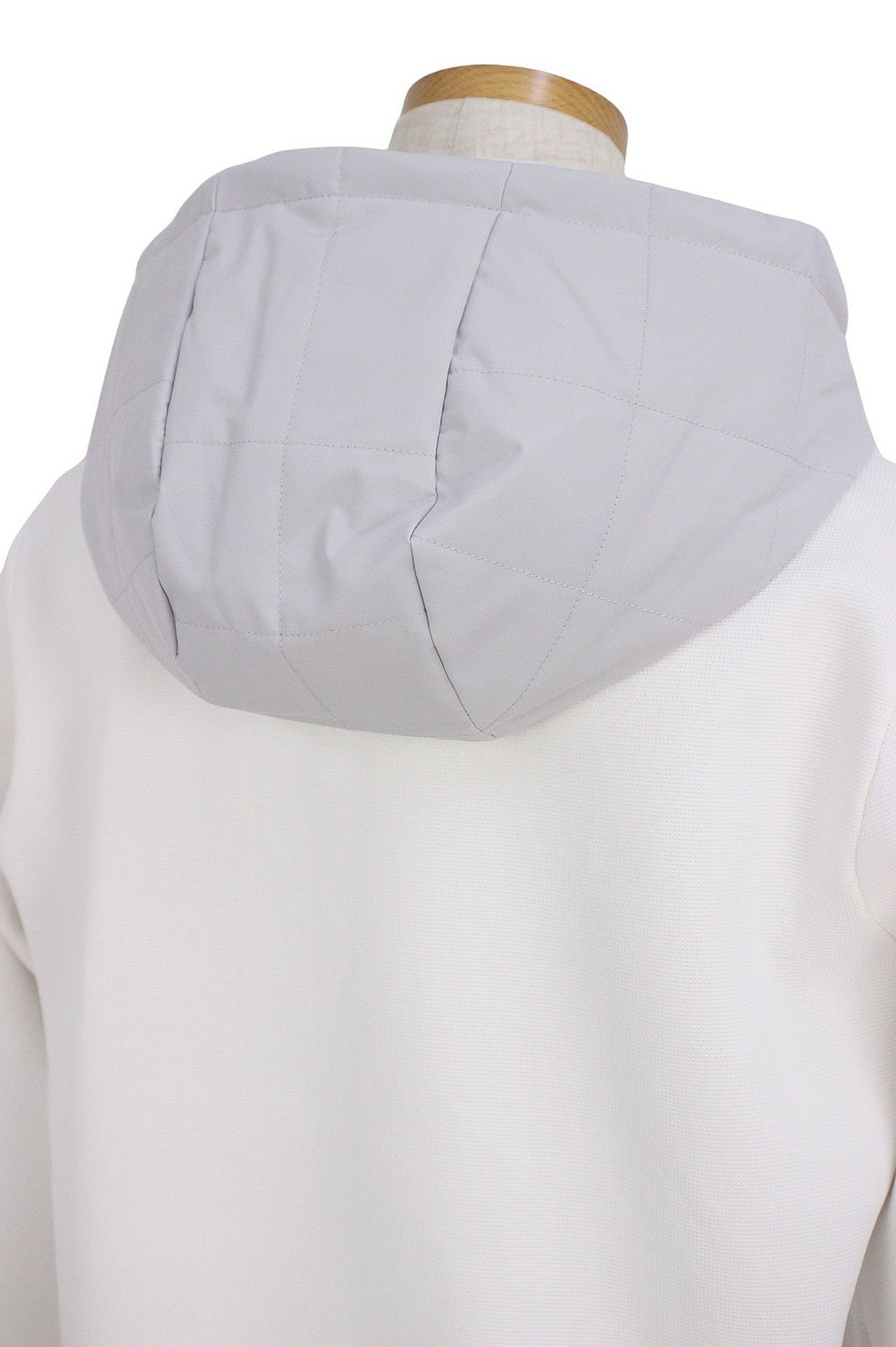 ゼロハリバートンゴルフのブルゾン