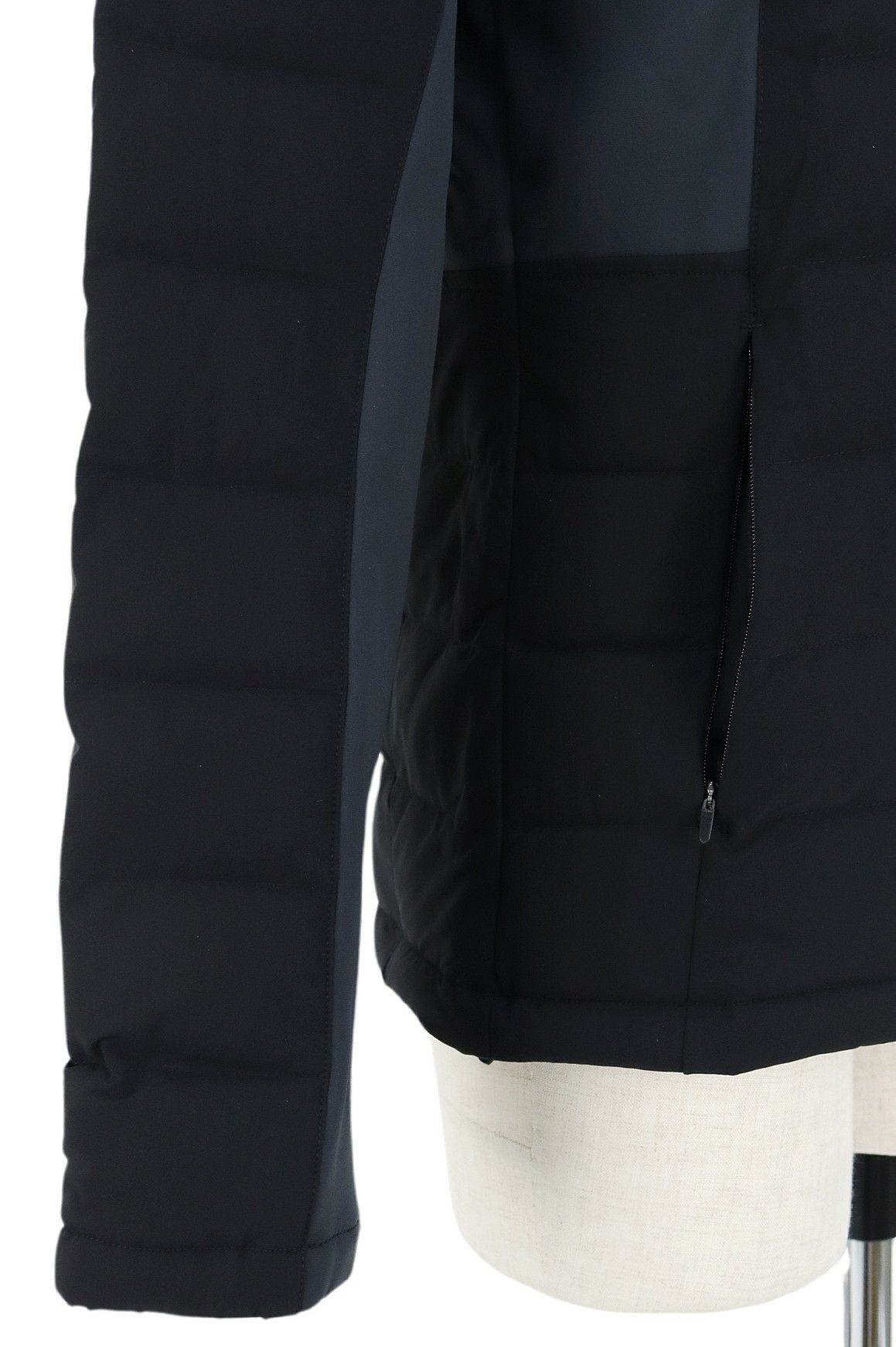 ゼロハリバートンのブルゾン