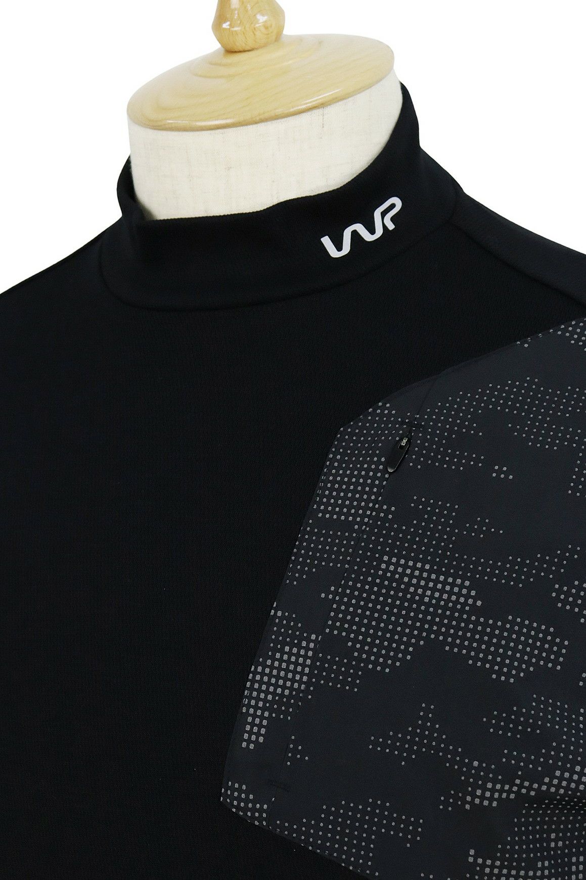 ザワープのハイネックシャツ