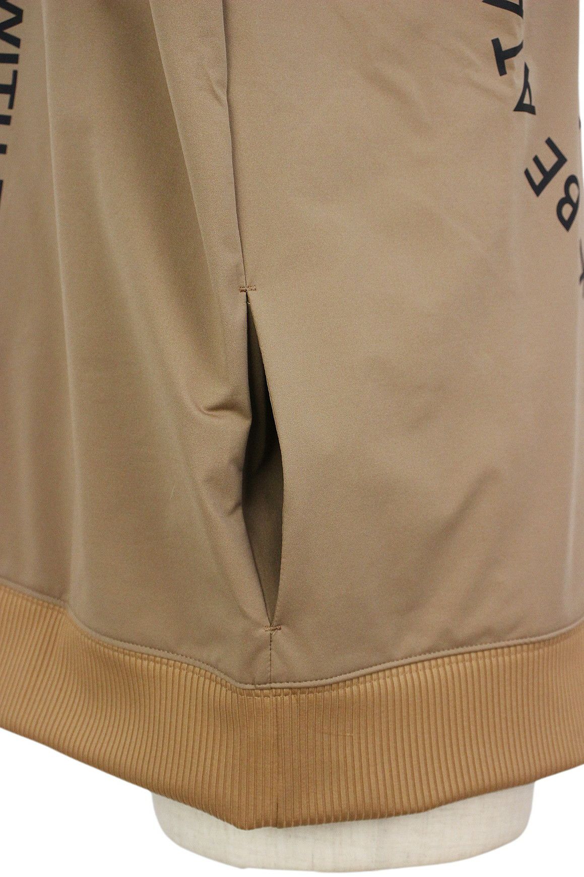 アタオゴルフのブルゾン