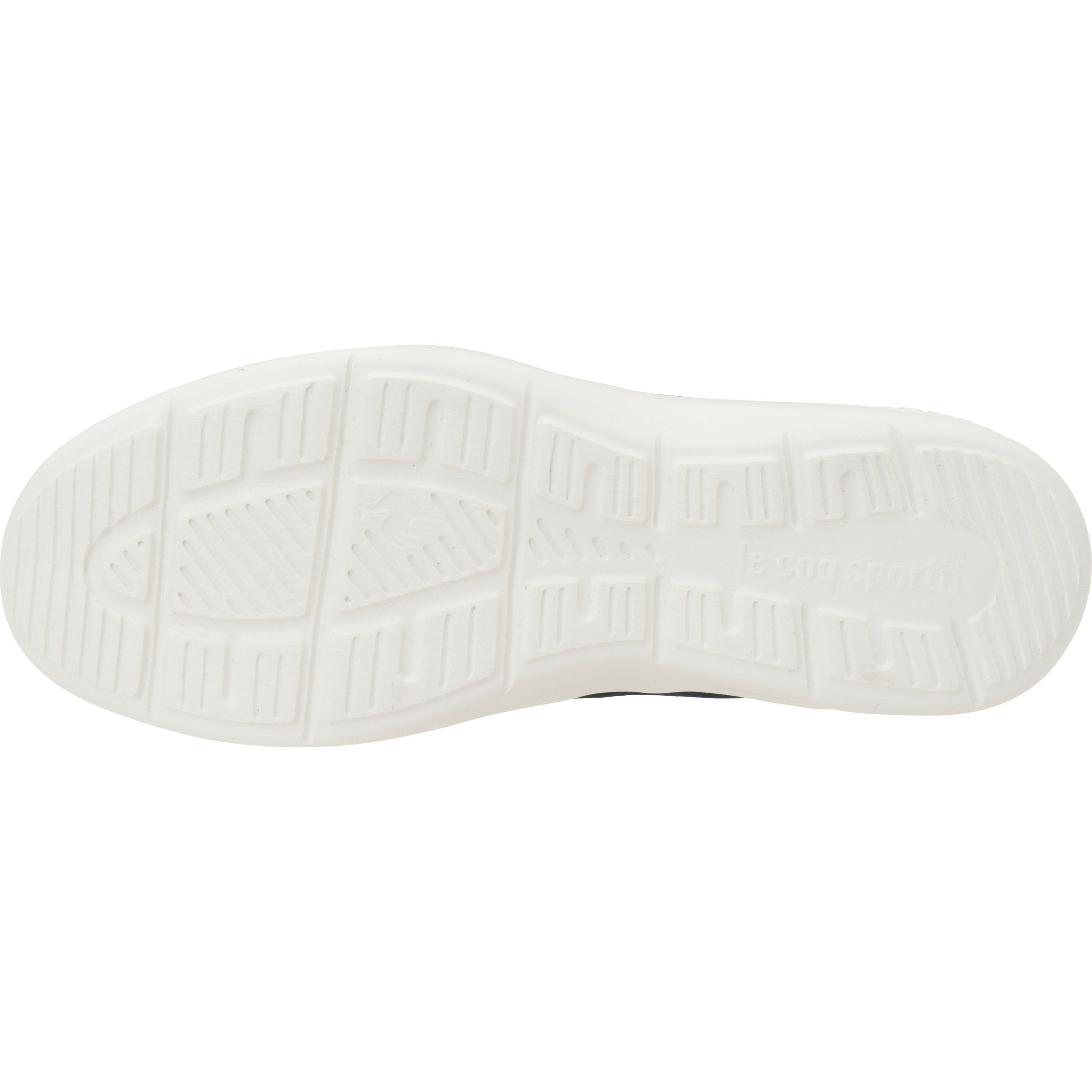 ルコックスポルティフのシューズ