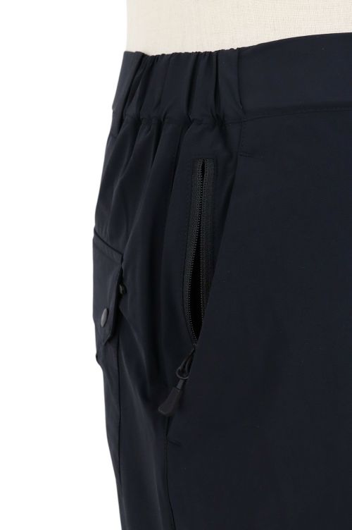 ケースリービーゼロのパンツ