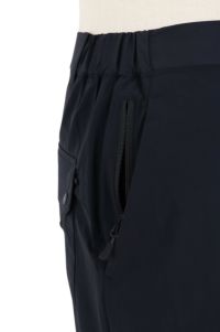 ケースリービーゼロのパンツ