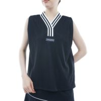 トミーヒルフィガーゴルフ日本正規品のVネックシャツ