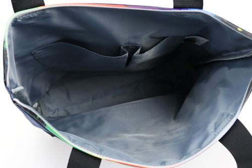 ラウドマウスゴルフ日本正規品日本規格のカートバッグ