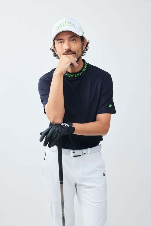 ニューエラゴルフのハイネックシャツ