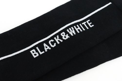 ブラック＆ホワイトホワイトラインのソックス