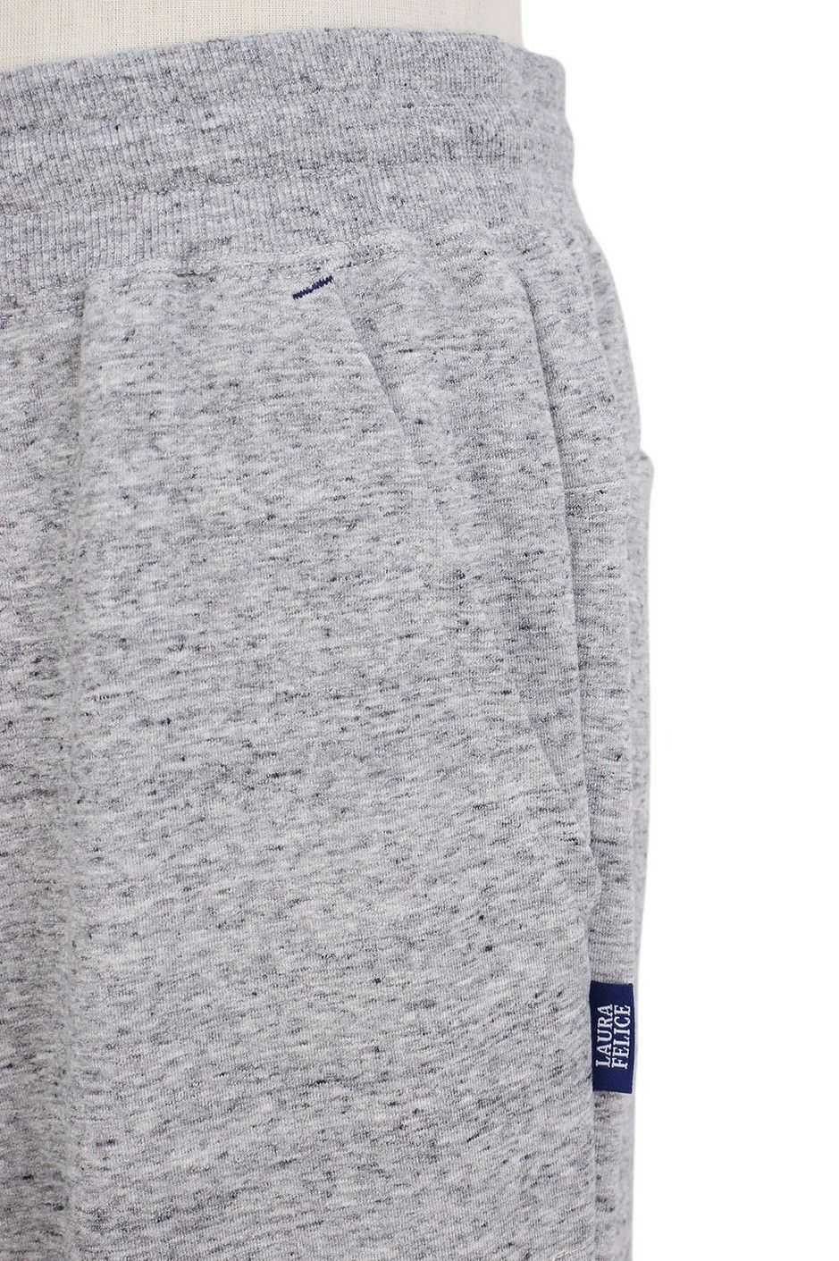 ラウラフェリーチェのロングパンツ