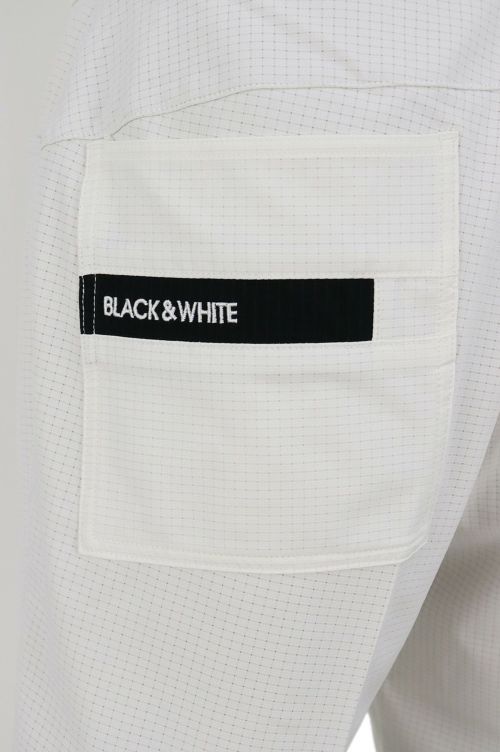 ブラック＆ホワイトホワイトラインのパンツ