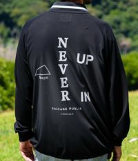 サルベージパブリックコレパのTシャツ