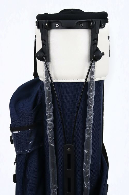 ジョーンズ日本正規品のキャディバッグ