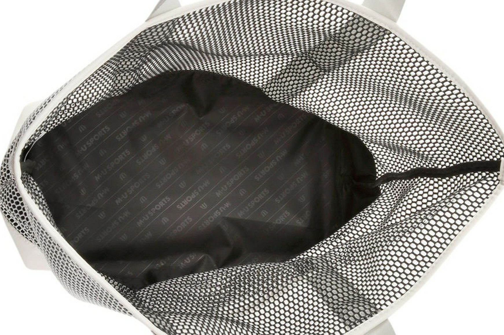 エムユースポーツのボストンバッグ