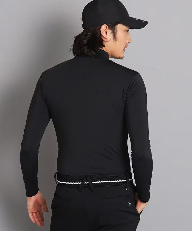 アダバットのハイネックシャツ