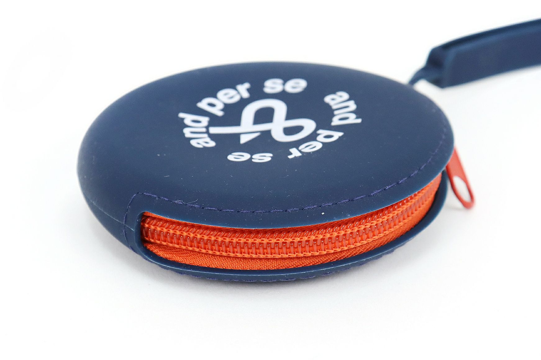 アンパスィのポーチ