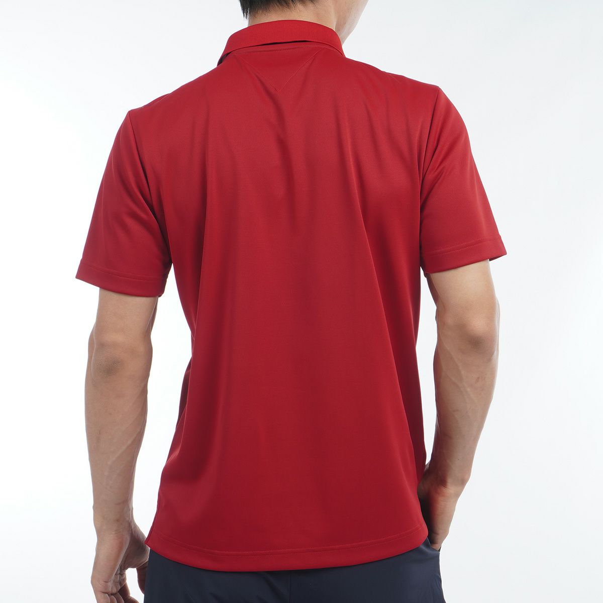 トミーヒルフィガーゴルフのポロシャツ