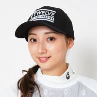 V12のキャップ