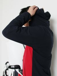 トミーヒルフィガーゴルフのブルゾン