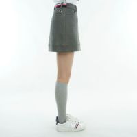 トミーヒルフィガーゴルフのスカート