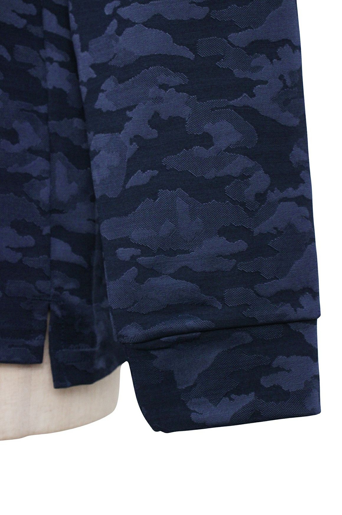 ゼロハリバートンゴルフのポロシャツ