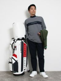 トミーヒルフィガーのハイネックシャツ