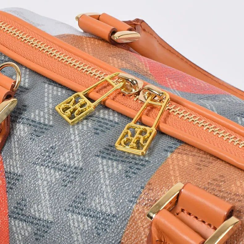 レザレクションのカートバッグ