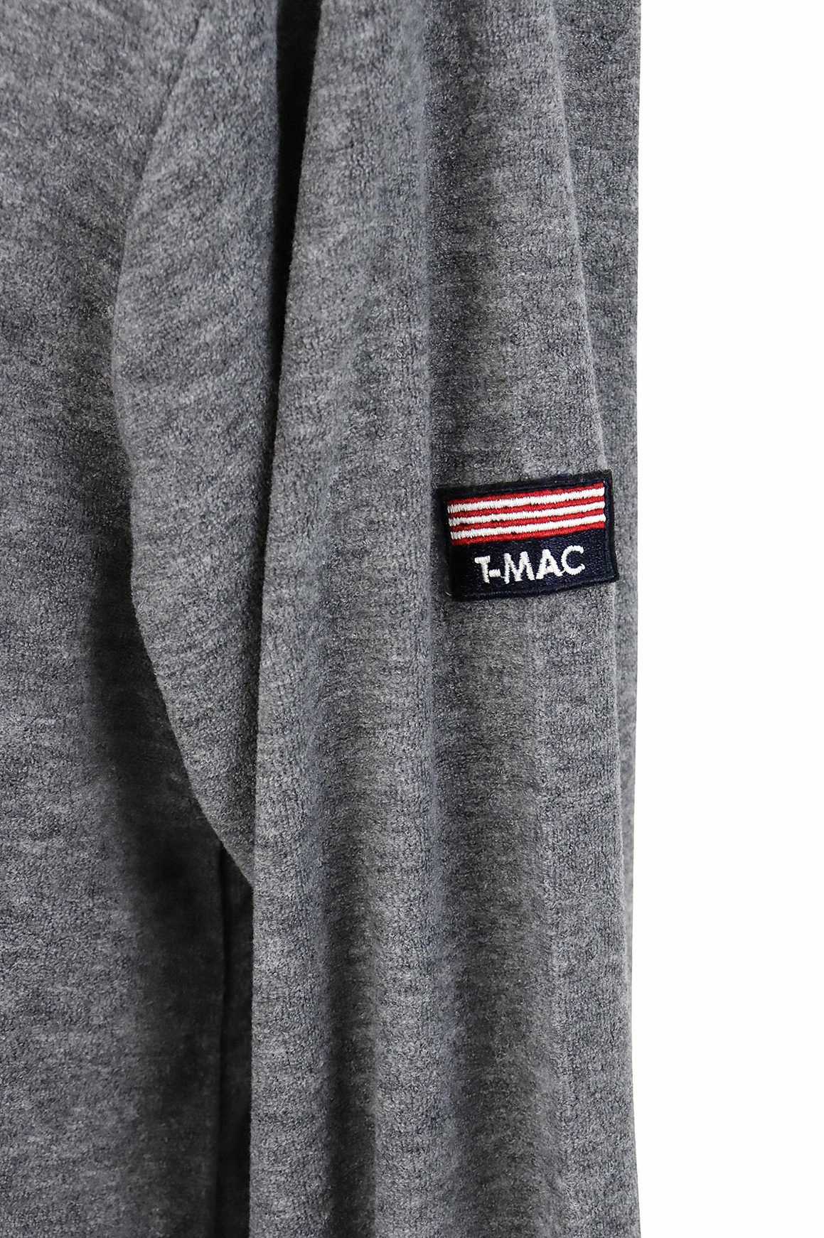 ティーマックのトレーナー