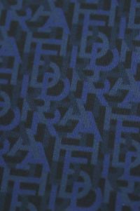 フィドラのハイネックシャツ