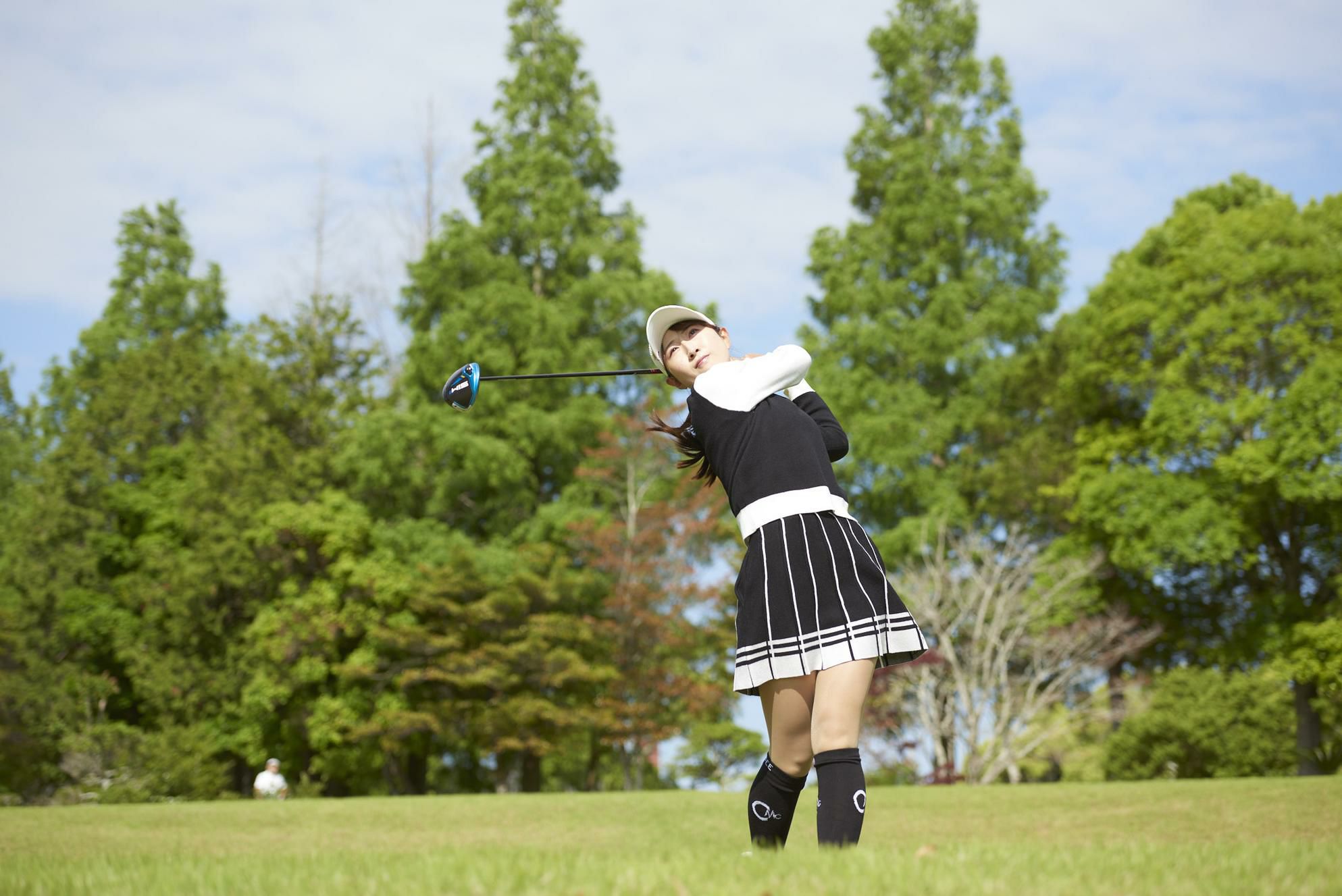 セシルマクビーのセーター