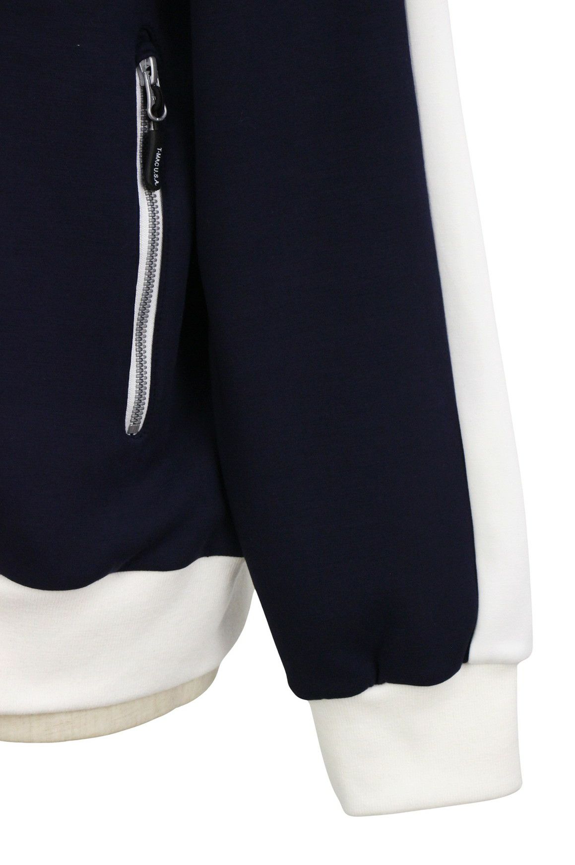 ティーマックのブルゾン