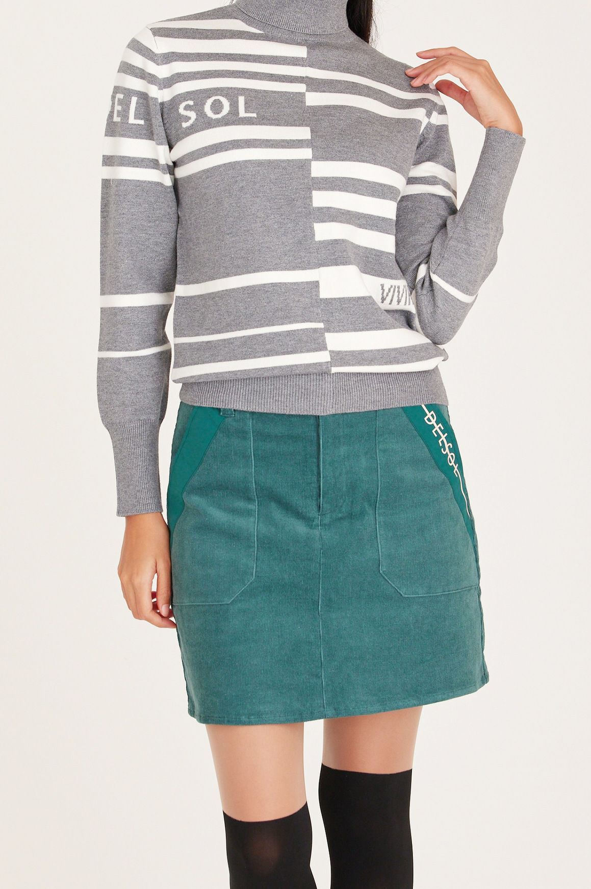 デルソルゴルフのスカート