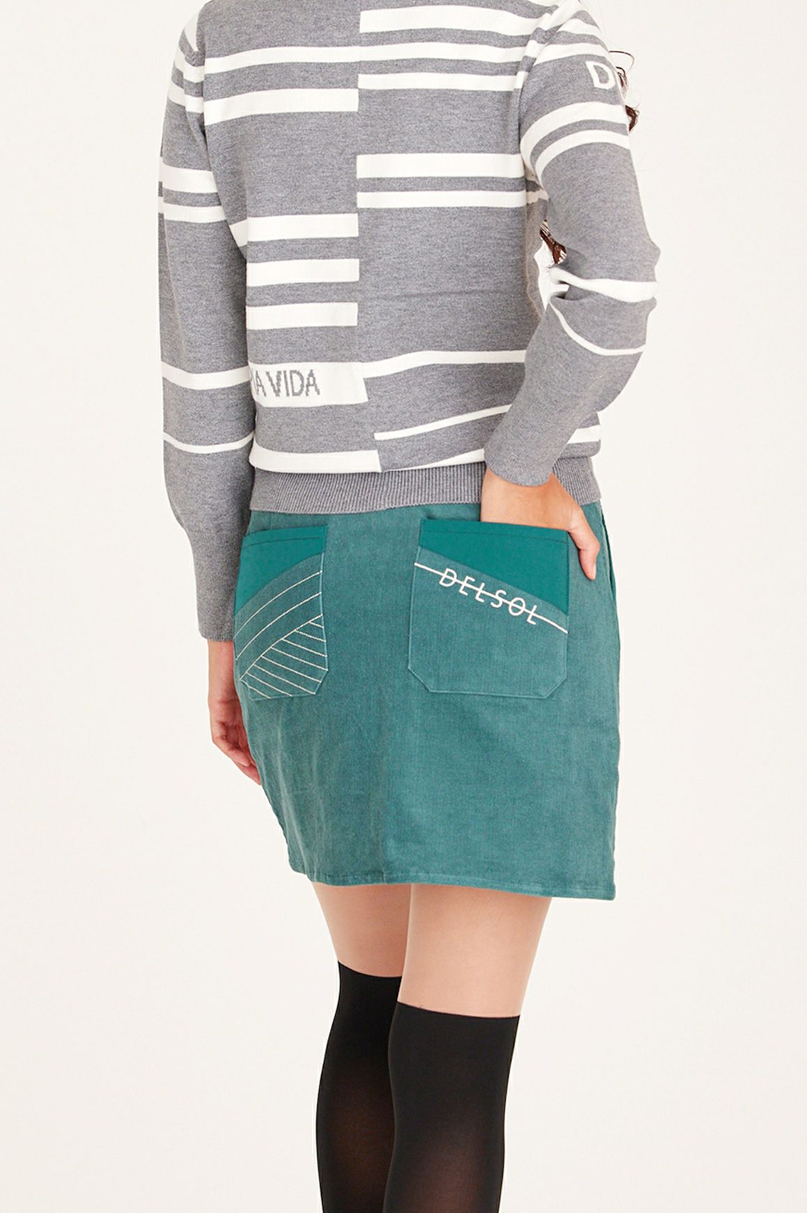 デルソルゴルフのスカート